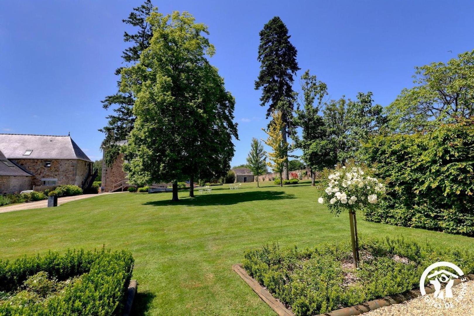 Lodge Des Vignes Mezieres-Sur-Couesnon エクステリア 写真